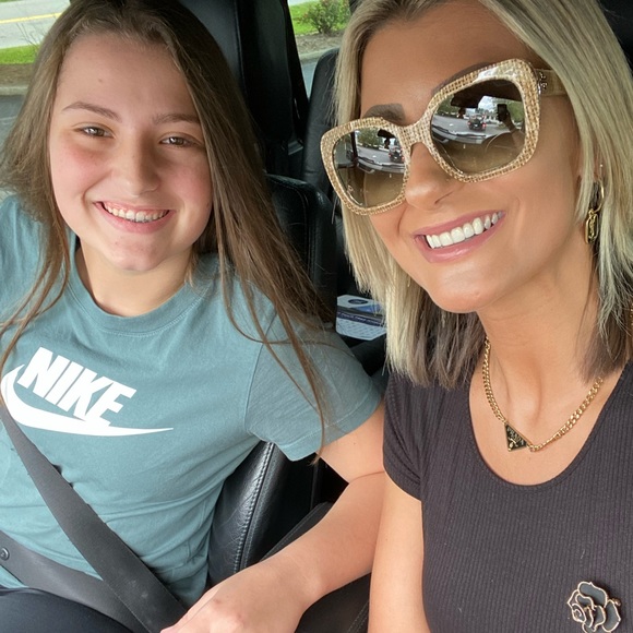 Meet your Posher, Shana - Picture 7 of 16